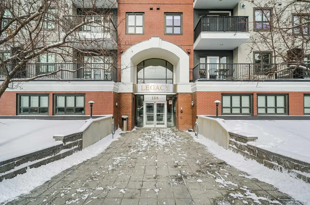 138 18 Avenue SE Calgary AB T2G 5P9