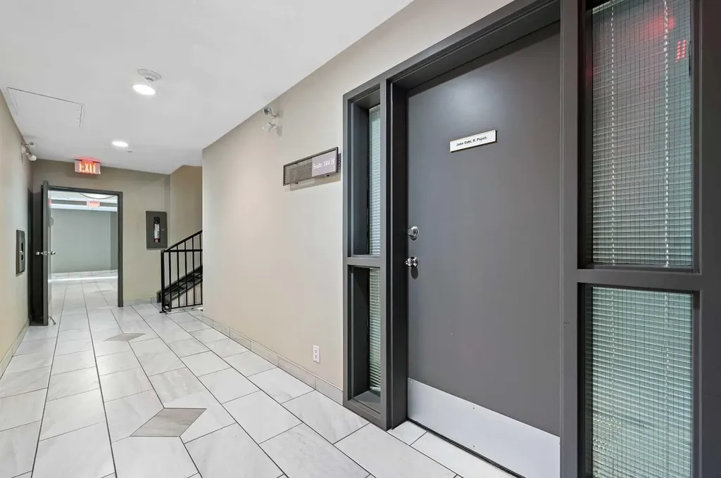138 18 Avenue SE Calgary AB T2G 5P9