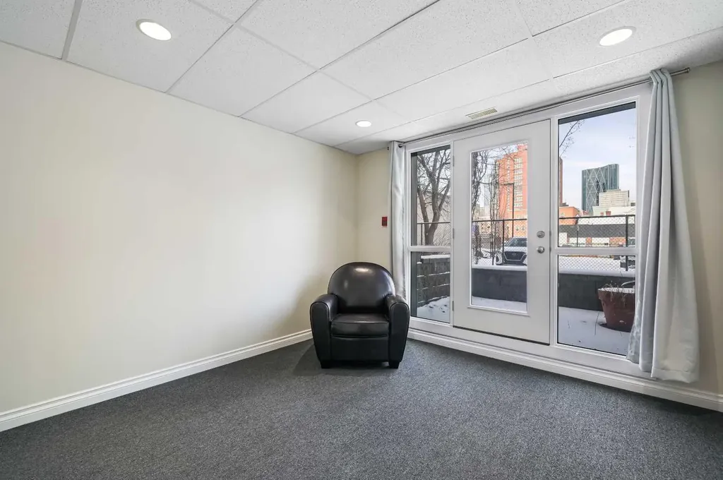 138 18 Avenue SE Calgary AB T2G 5P9