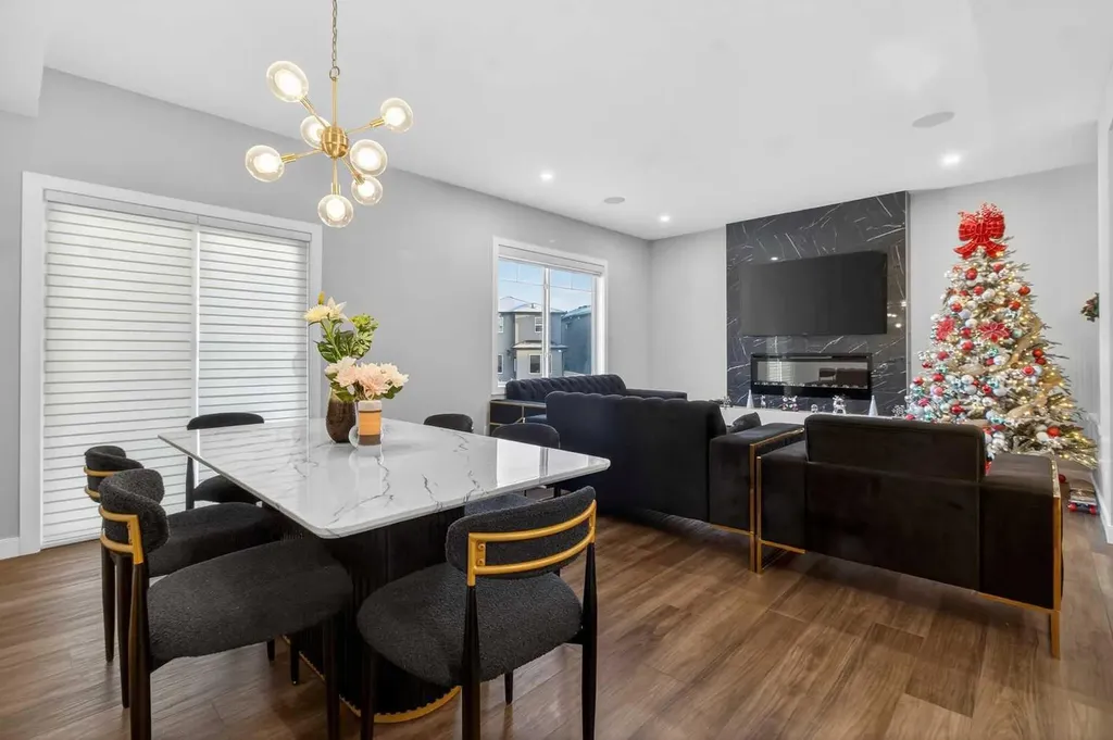 66 Belmont Manor SW Calgary AB T2X 5E4