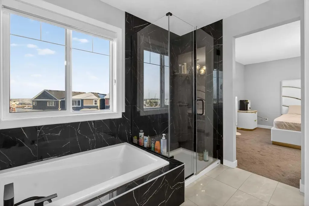 66 Belmont Manor SW Calgary AB T2X 5E4