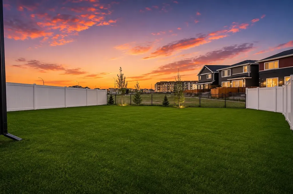 66 Belmont Manor SW Calgary AB T2X 5E4