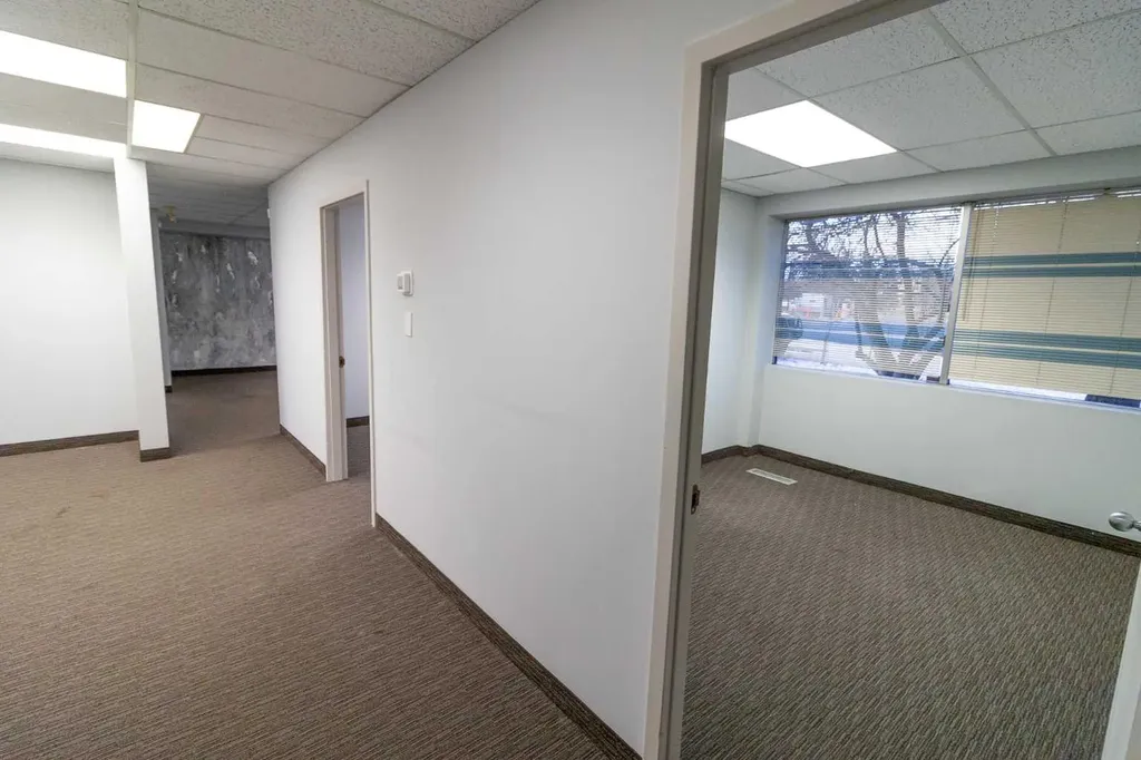 4321 23b Street NE Calgary AB T2E 7V9