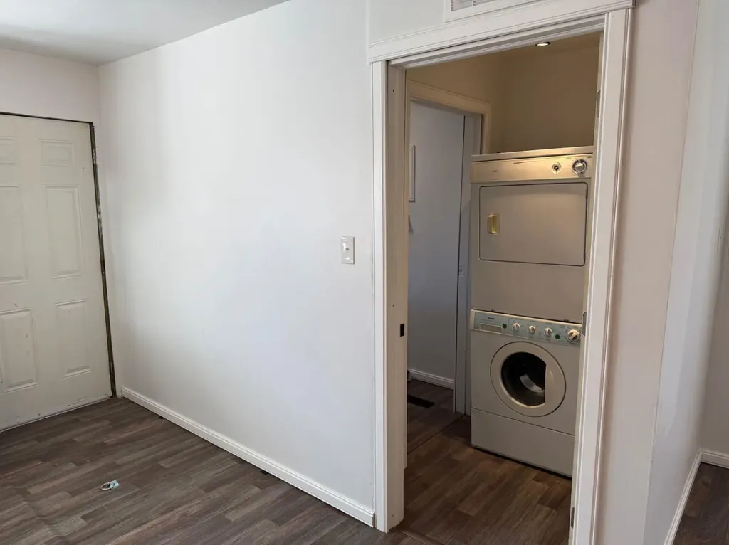 4828 51 Street Mirror AB T0B 3C0