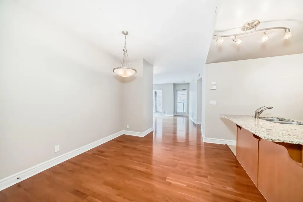 920 5 Avenue SW Calgary AB T2P 5P6