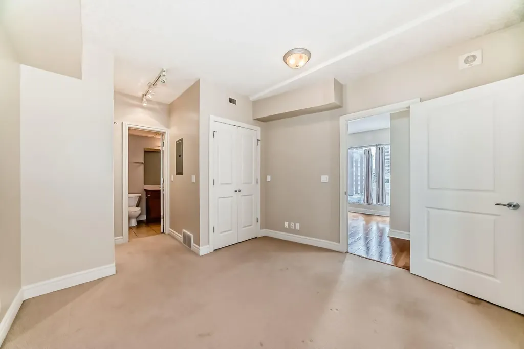 920 5 Avenue SW Calgary AB T2P 5P6