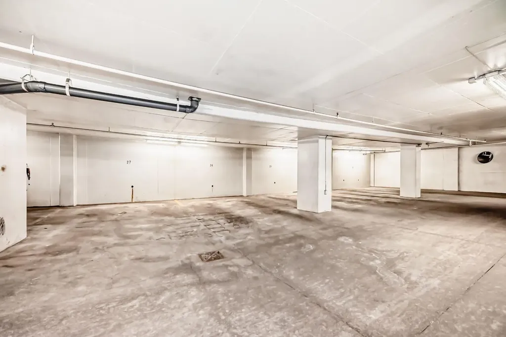 920 5 Avenue SW Calgary AB T2P 5P6