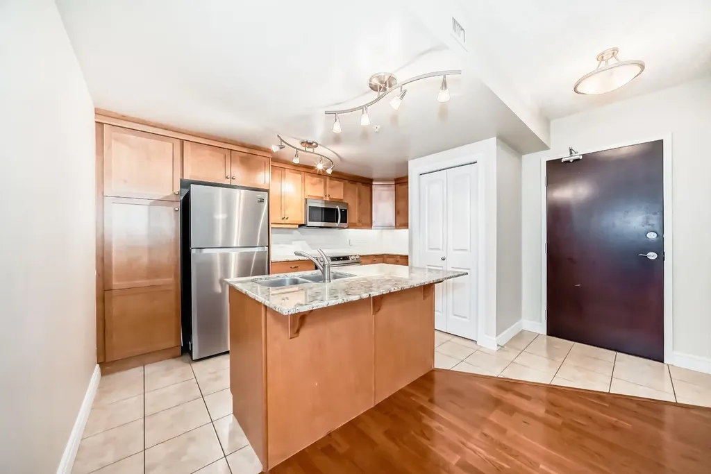 920 5 Avenue SW Calgary AB T2P 5P6