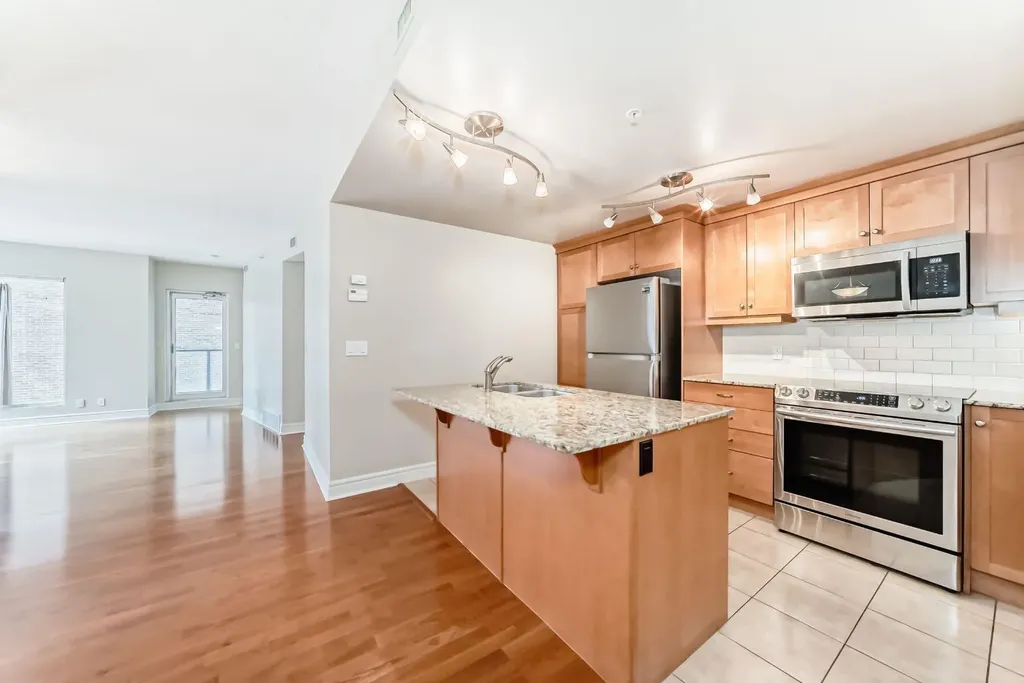 920 5 Avenue SW Calgary AB T2P 5P6