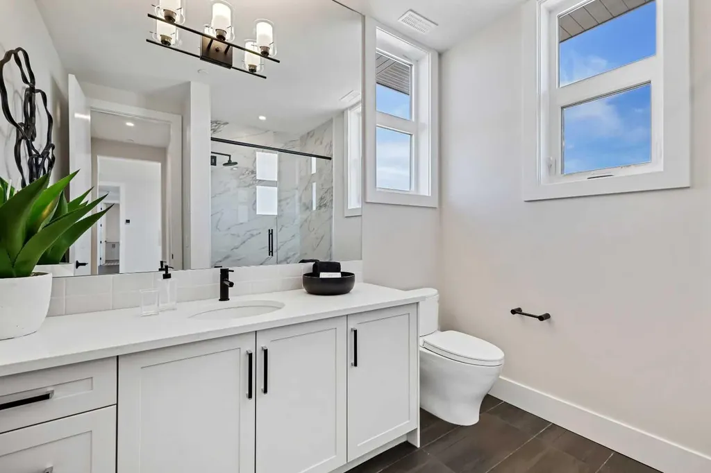 170 Marina Cove SE Calgary AB T3M 3P4