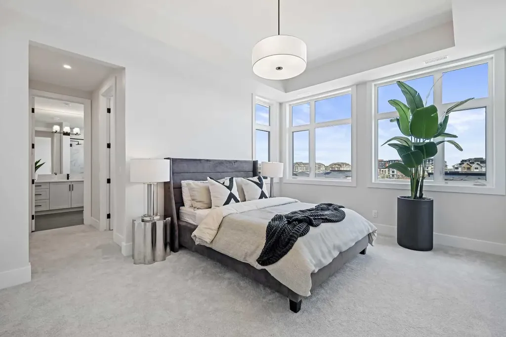 170 Marina Cove SE Calgary AB T3M 3P4
