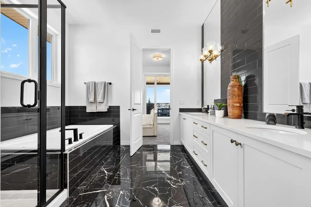 130 Marina Cove SE Calgary AB T3M 3P4