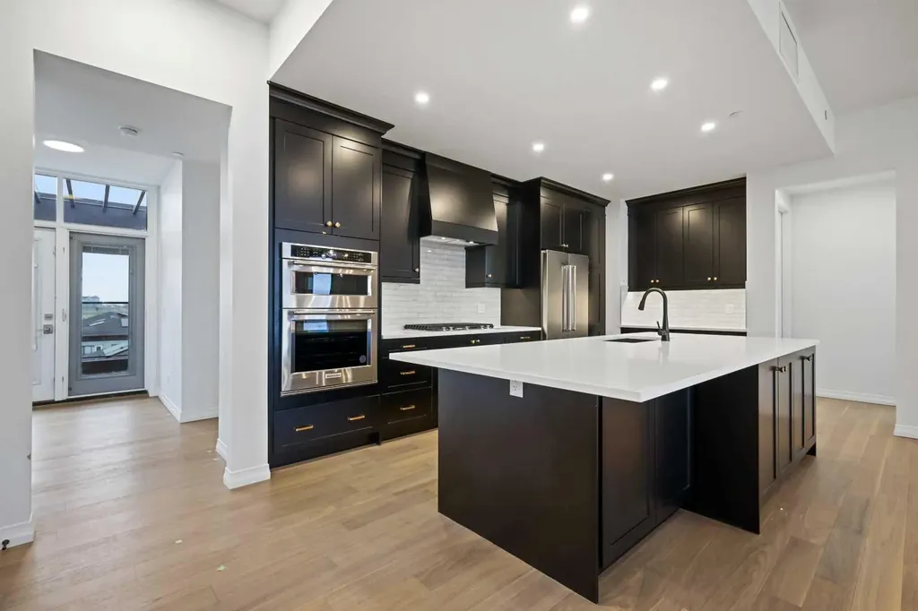 130 Marina Cove SE Calgary AB T3M 3P4
