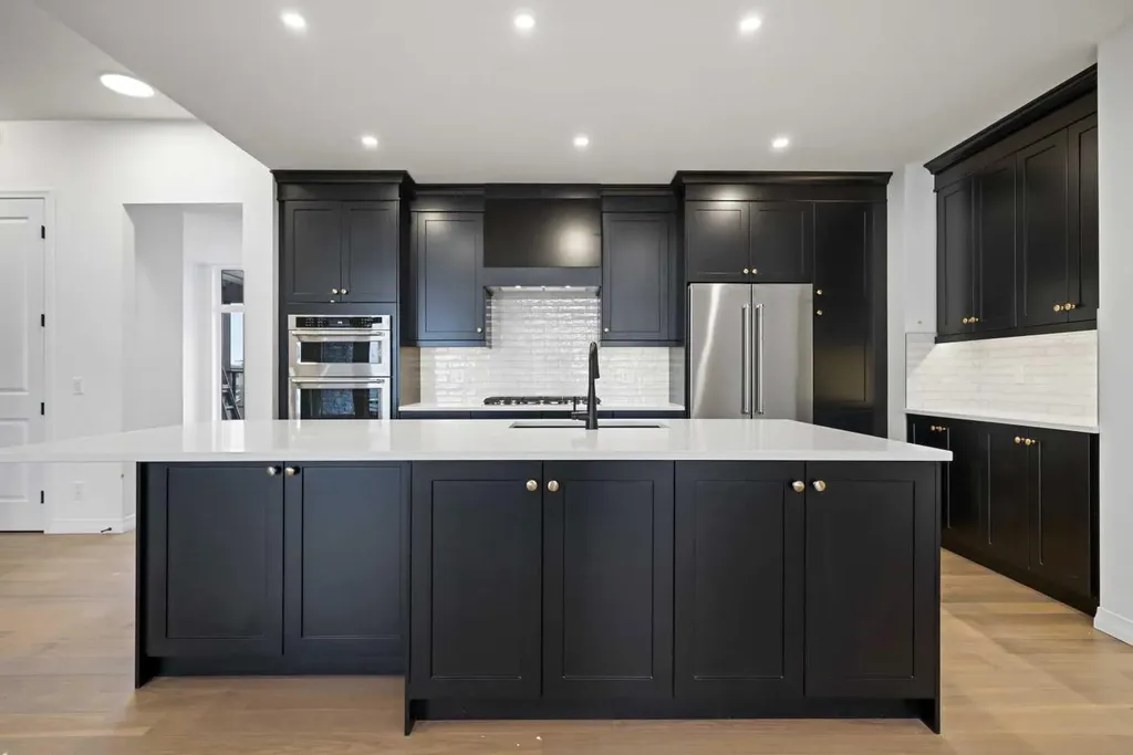 130 Marina Cove SE Calgary AB T3M 3P4