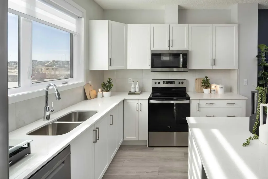 74 Magnolia Street SE Calgary AB T3M 3X8