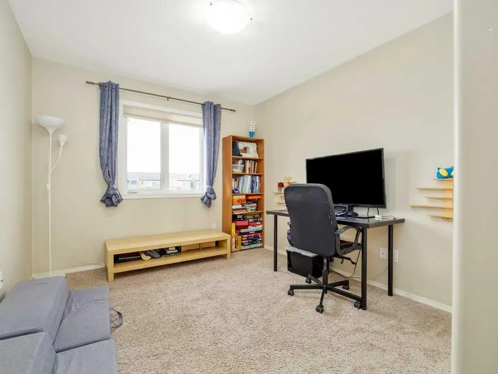 757 Silkstone Close W Lethbridge AB T1J 4B9