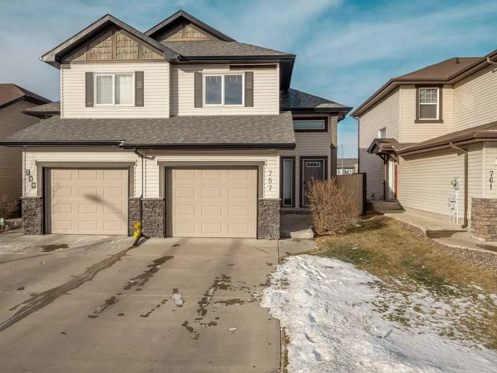 757 Silkstone Close W Lethbridge AB T1J 4B9