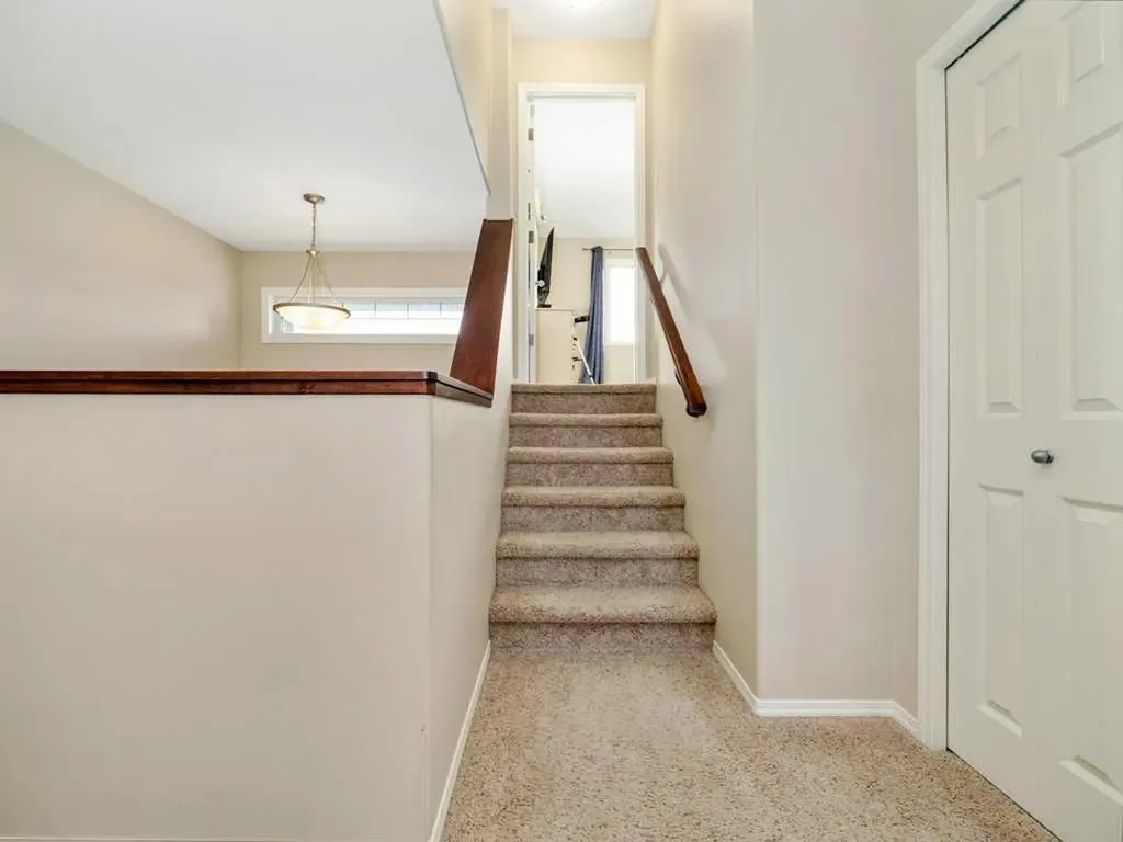 757 Silkstone Close W Lethbridge AB T1J 4B9