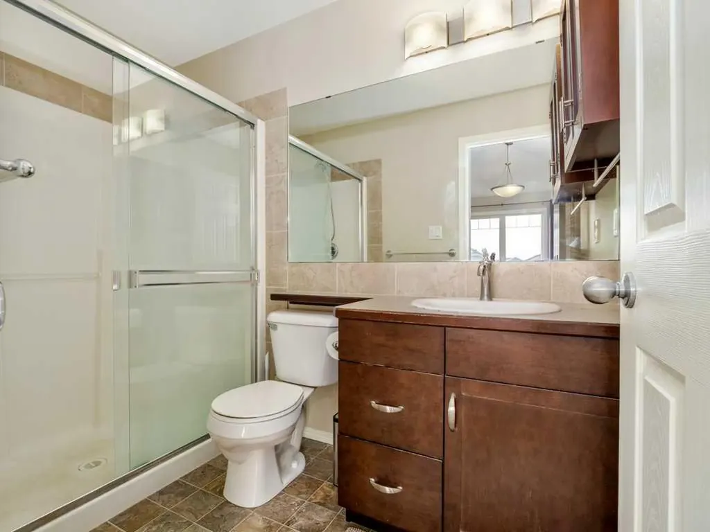 757 Silkstone Close W Lethbridge AB T1J 4B9