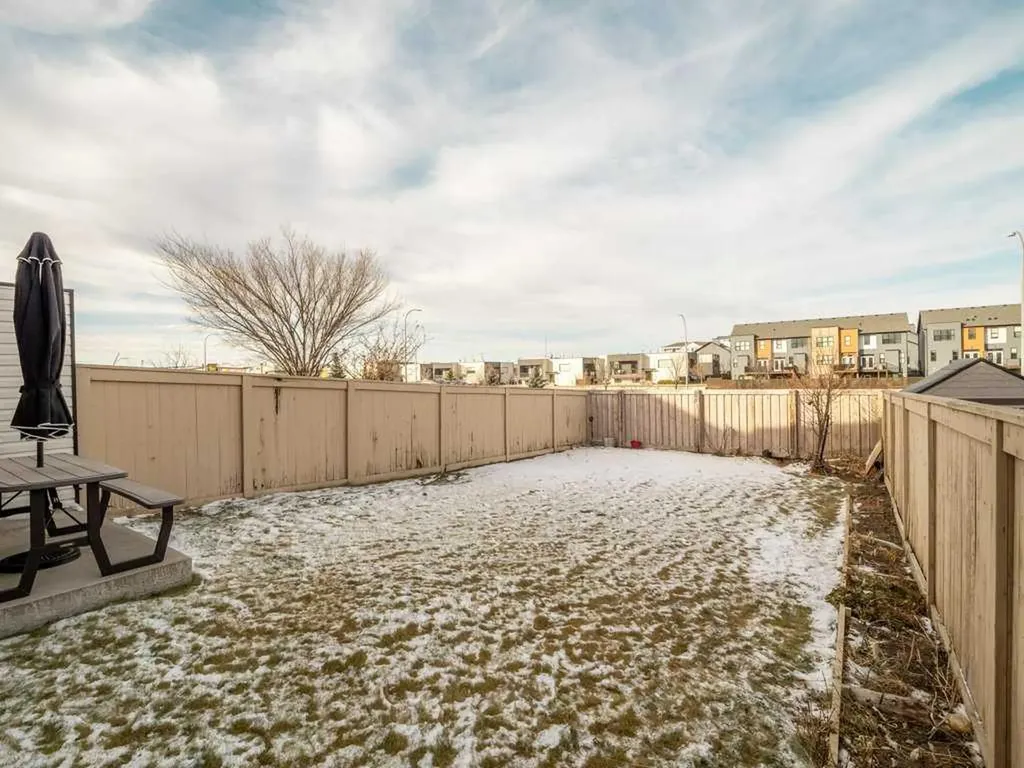 757 Silkstone Close W Lethbridge AB T1J 4B9