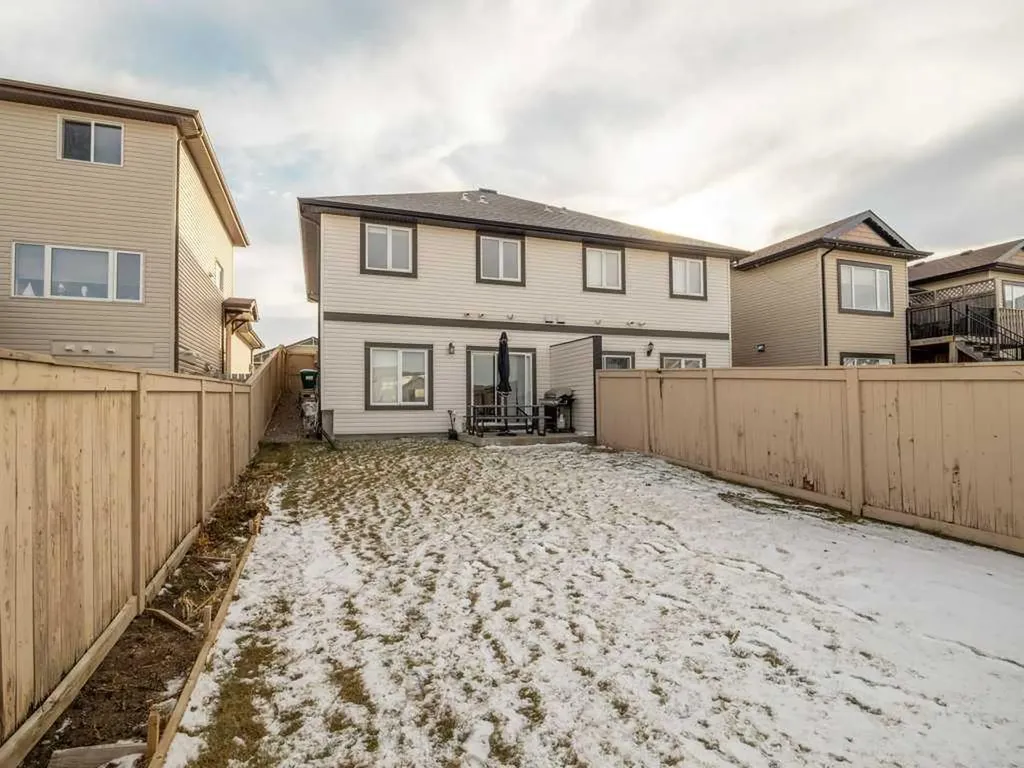 757 Silkstone Close W Lethbridge AB T1J 4B9