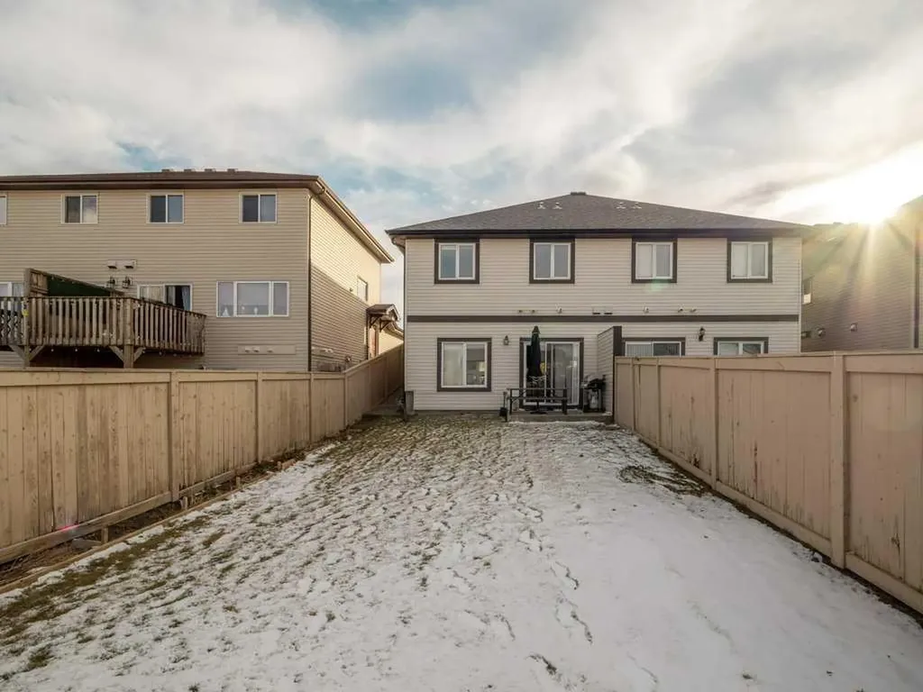 757 Silkstone Close W Lethbridge AB T1J 4B9