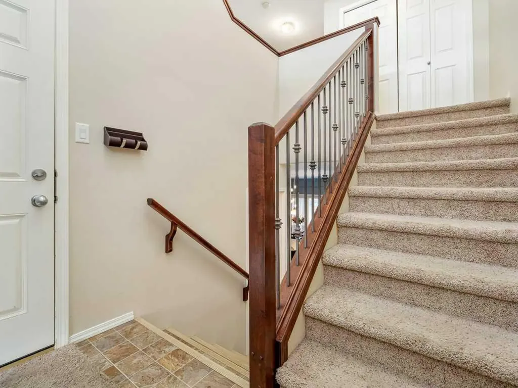 757 Silkstone Close W Lethbridge AB T1J 4B9