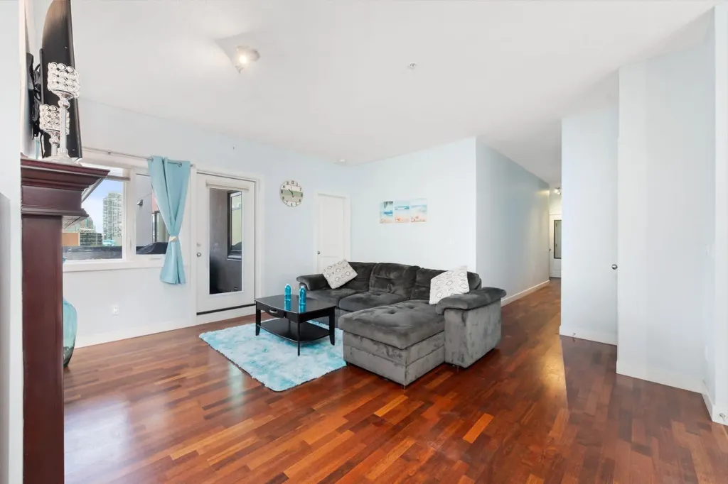 1828 14 Street SW Calgary AB T2T 3S9