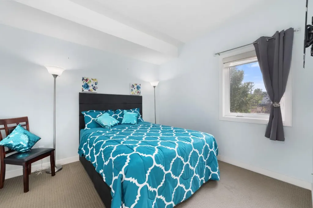 1828 14 Street SW Calgary AB T2T 3S9