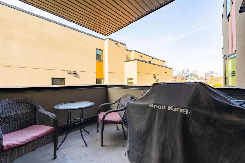 1828 14 Street SW Calgary AB T2T 3S9