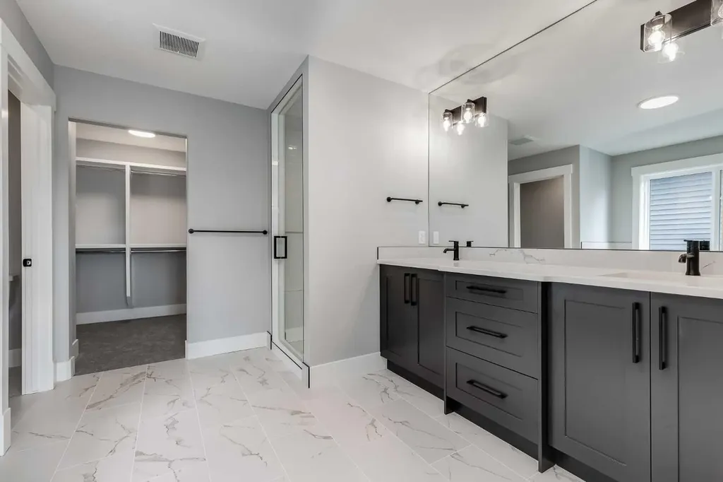 1209 Coopers Drive SW Airdrie AB T4B 3T6