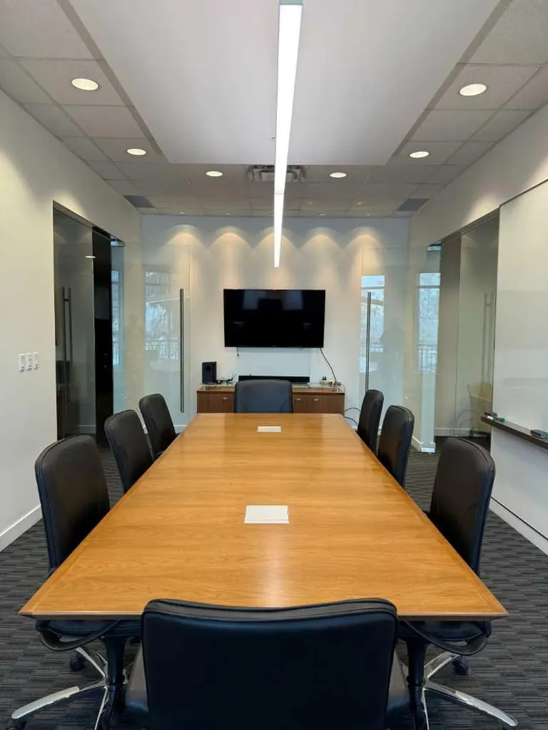 221 10 Avenue SE Calgary AB T2P 0V9