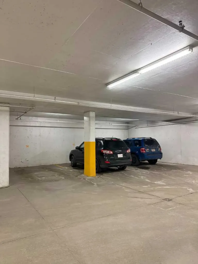 221 10 Avenue SE Calgary AB T2P 0V9