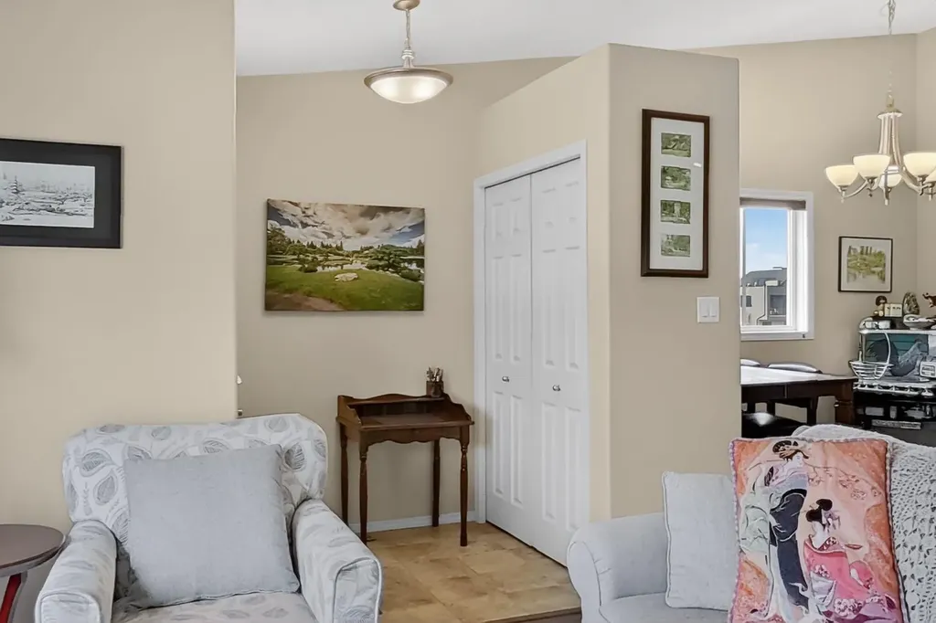 645 Silkstone Point W Lethbridge AB T1J 4C5