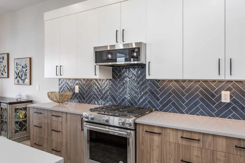 2 Twin Rose Court Jarvis Bay AB T4S 1R8