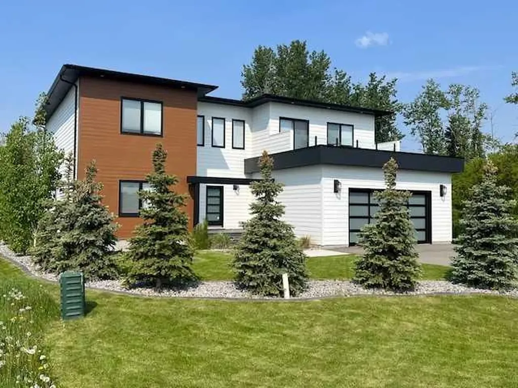 2 Twin Rose Court Jarvis Bay AB T4S 1R8
