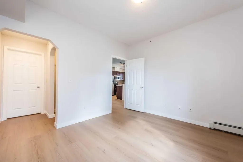 69 Country Village Manor NE Calgary AB T3K 0T1