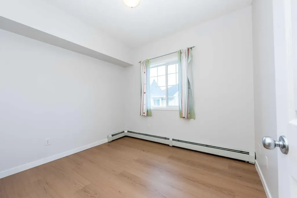69 Country Village Manor NE Calgary AB T3K 0T1