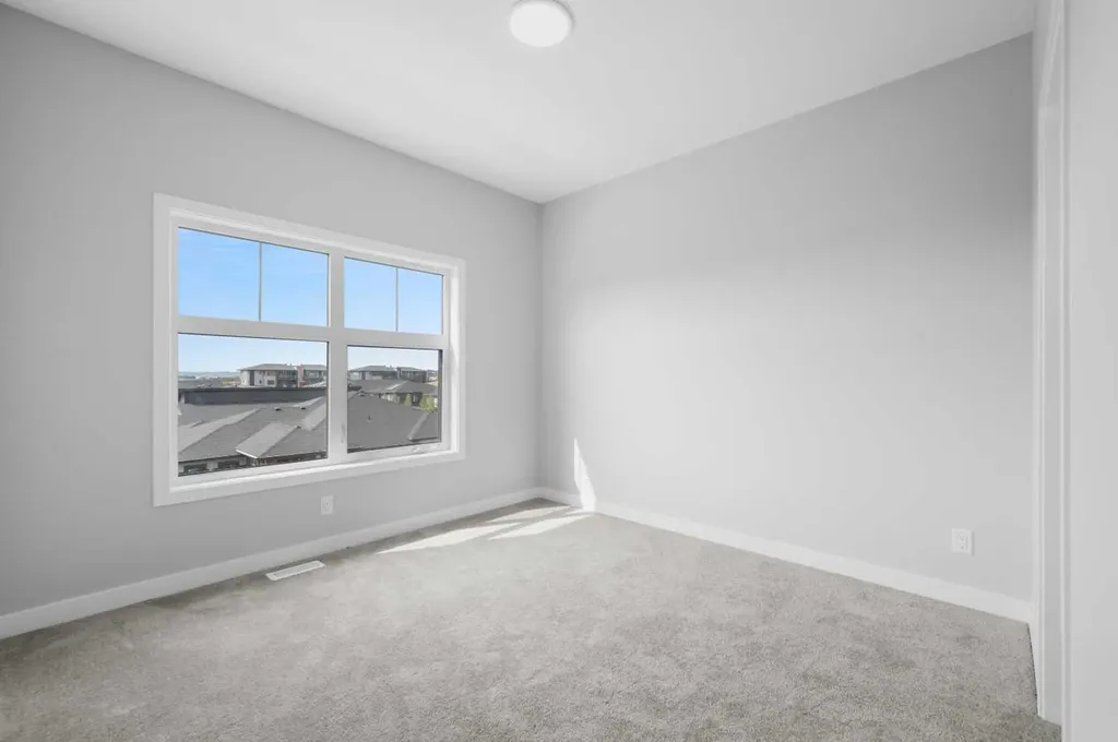 607 Mahogany Road SE Calgary AB T3M 3Y3