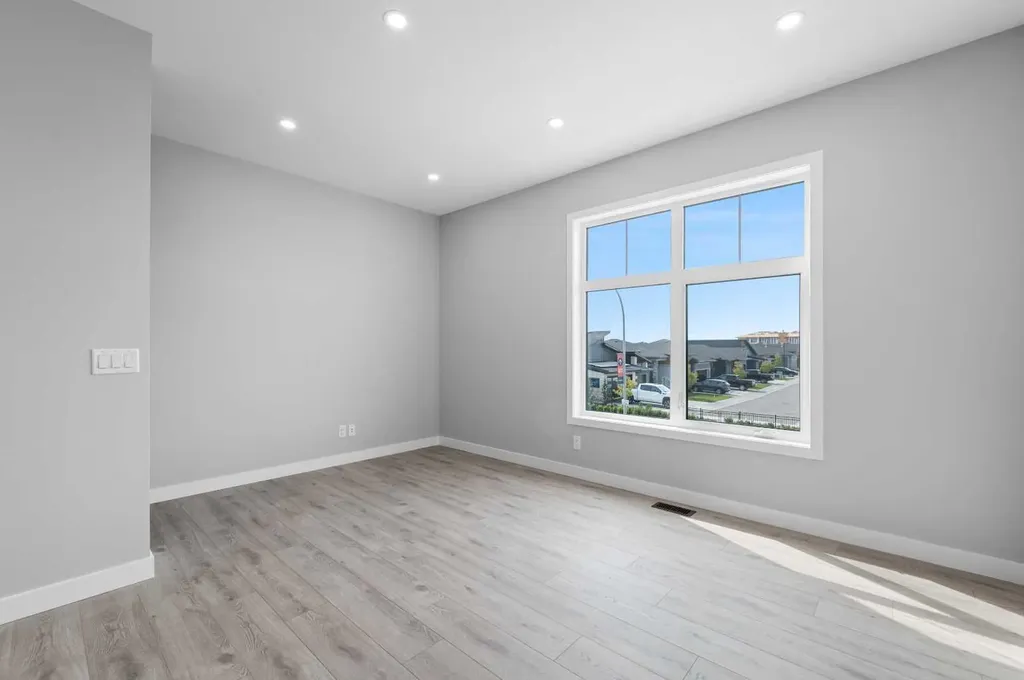 607 Mahogany Road SE Calgary AB T3M 3Y3