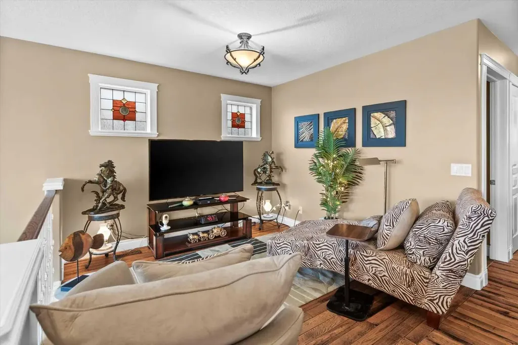 935 Bayside Drive SW Airdrie AB T4B 3E3