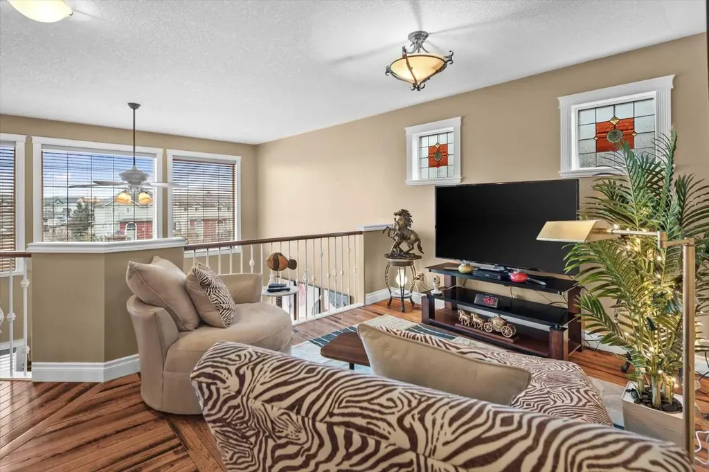 935 Bayside Drive SW Airdrie AB T4B 3E3