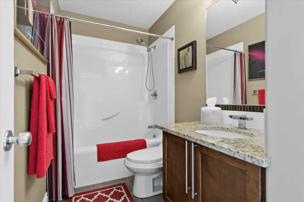 935 Bayside Drive SW Airdrie AB T4B 3E3