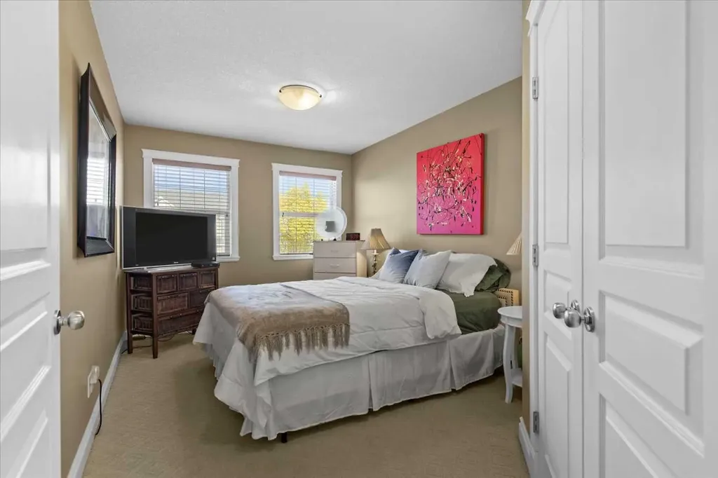 935 Bayside Drive SW Airdrie AB T4B 3E3