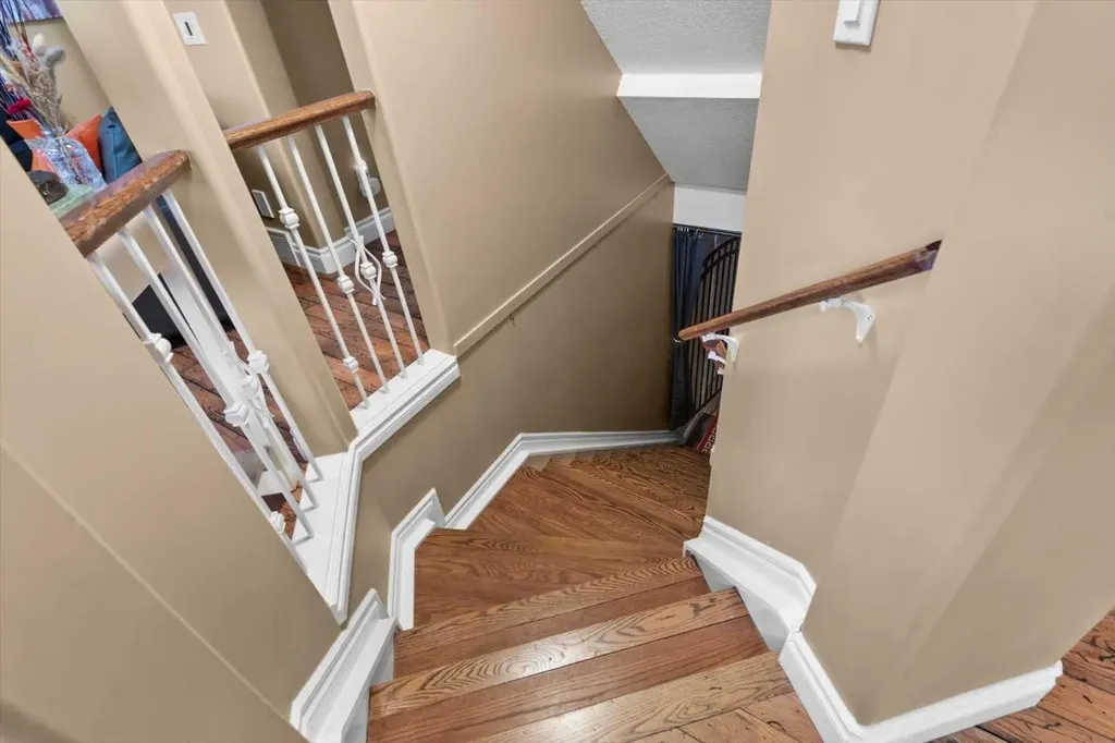 935 Bayside Drive SW Airdrie AB T4B 3E3