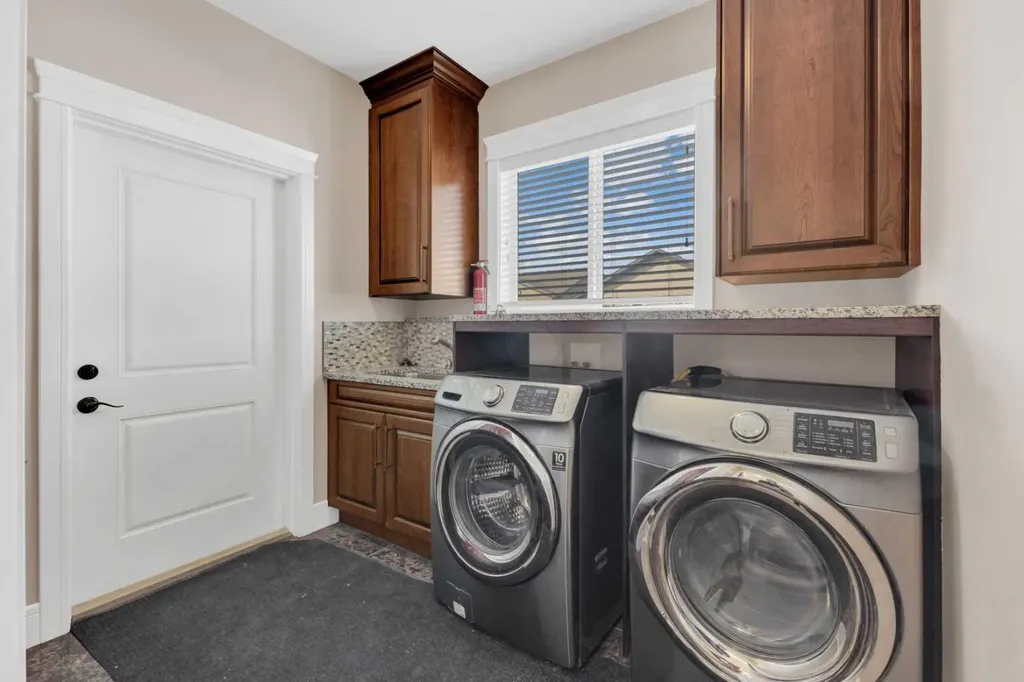 3 Trump Place Red Deer AB T4P 0K8
