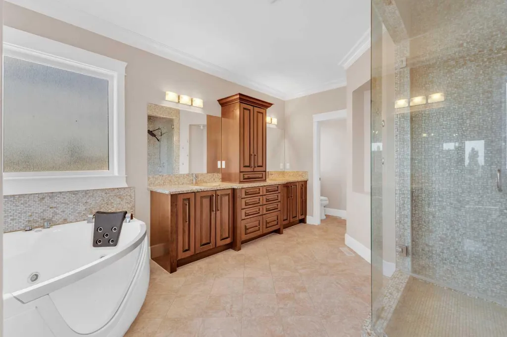3 Trump Place Red Deer AB T4P 0K8