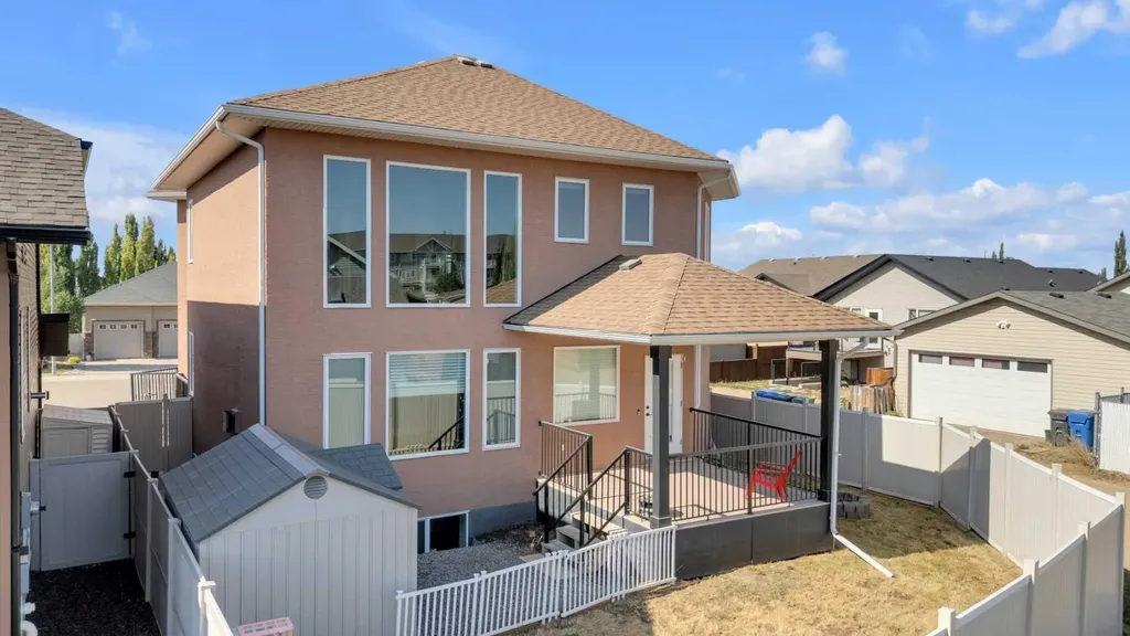 3 Trump Place Red Deer AB T4P 0K8