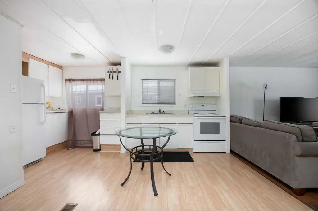 132 Greenfield Place Fort Mcmurray AB T9H 2M1
