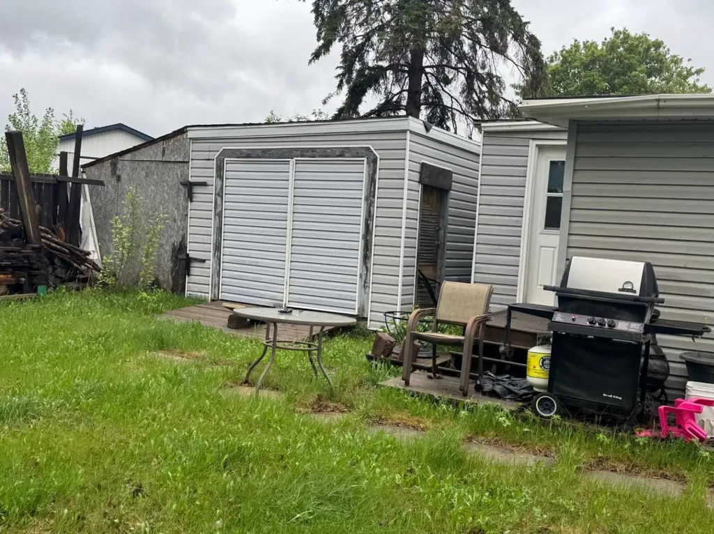 132 Greenfield Place Fort Mcmurray AB T9H 2M1